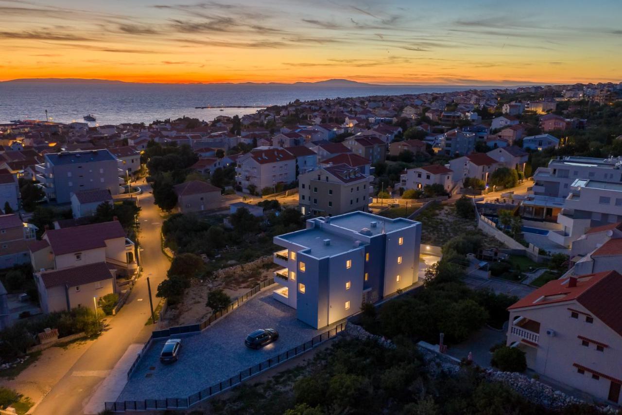Villa Lena Luxury Apartments Novalja Exterior foto