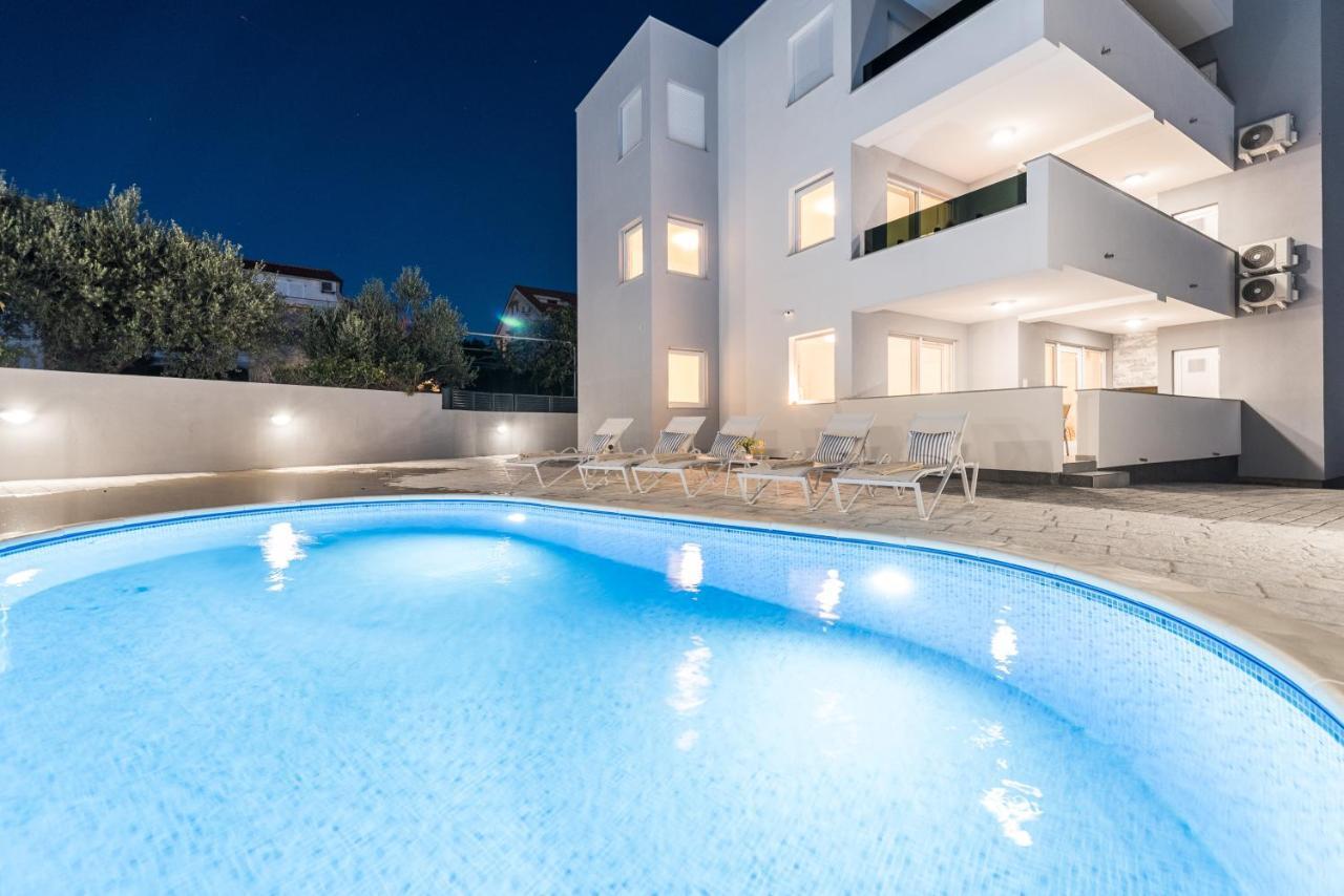 Villa Lena Luxury Apartments Novalja Exterior foto